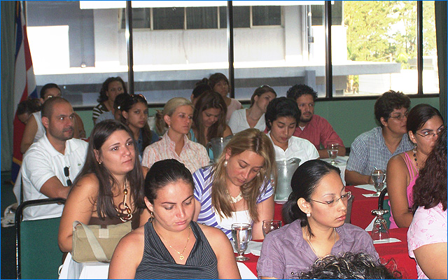 TRATAMIENTO CONDUCTUAL DE LA AGORAFOBIA Y LA ANSIEDAD GENERALIZADA