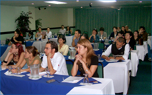 TRATAMIENTO CONDUCTUAL PARA VÍCTIMAS Y AGRESORES DE VIOLENCIA DOMÉSTICA